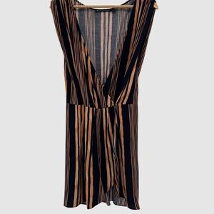 NWT Vix Paula Hermanny V-Neck Sleeveless Wrap cover up